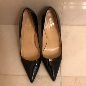 Kate Spade Black Patent 3 inch heel pump size 7